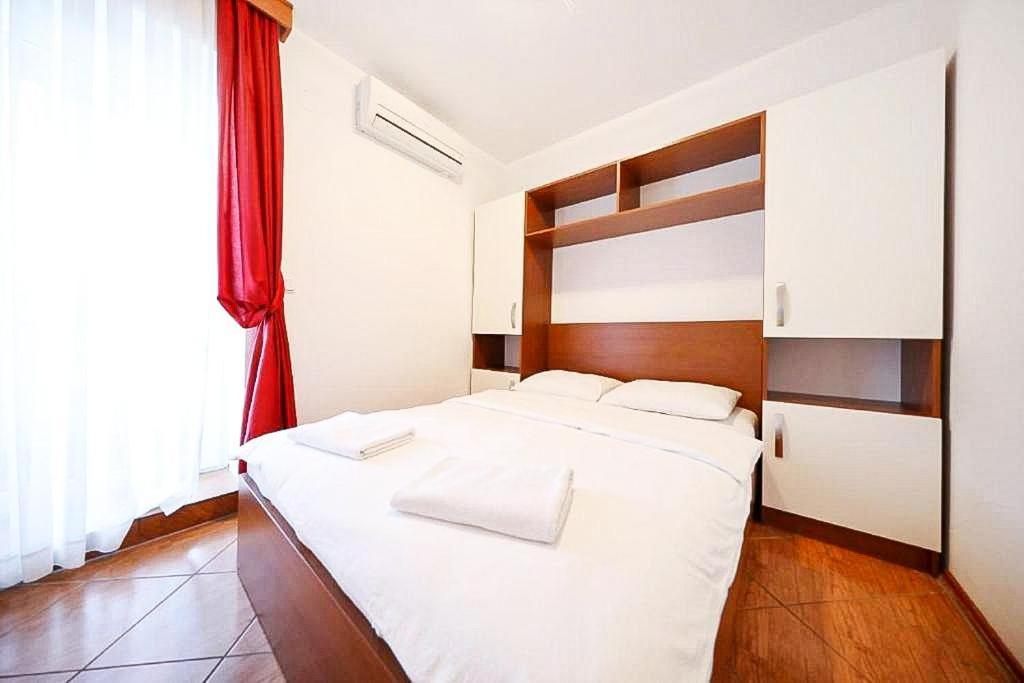 Apartmani "Jadran" Pag Town Eksteriør bilde