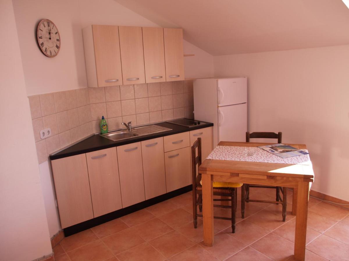 Apartmani "Jadran" Pag Town Eksteriør bilde