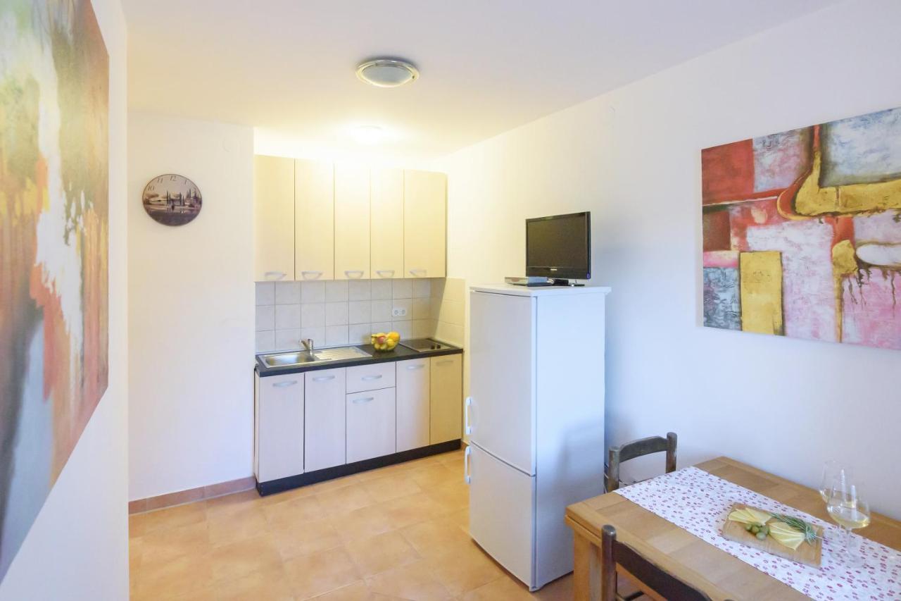 Apartmani "Jadran" Pag Town Eksteriør bilde